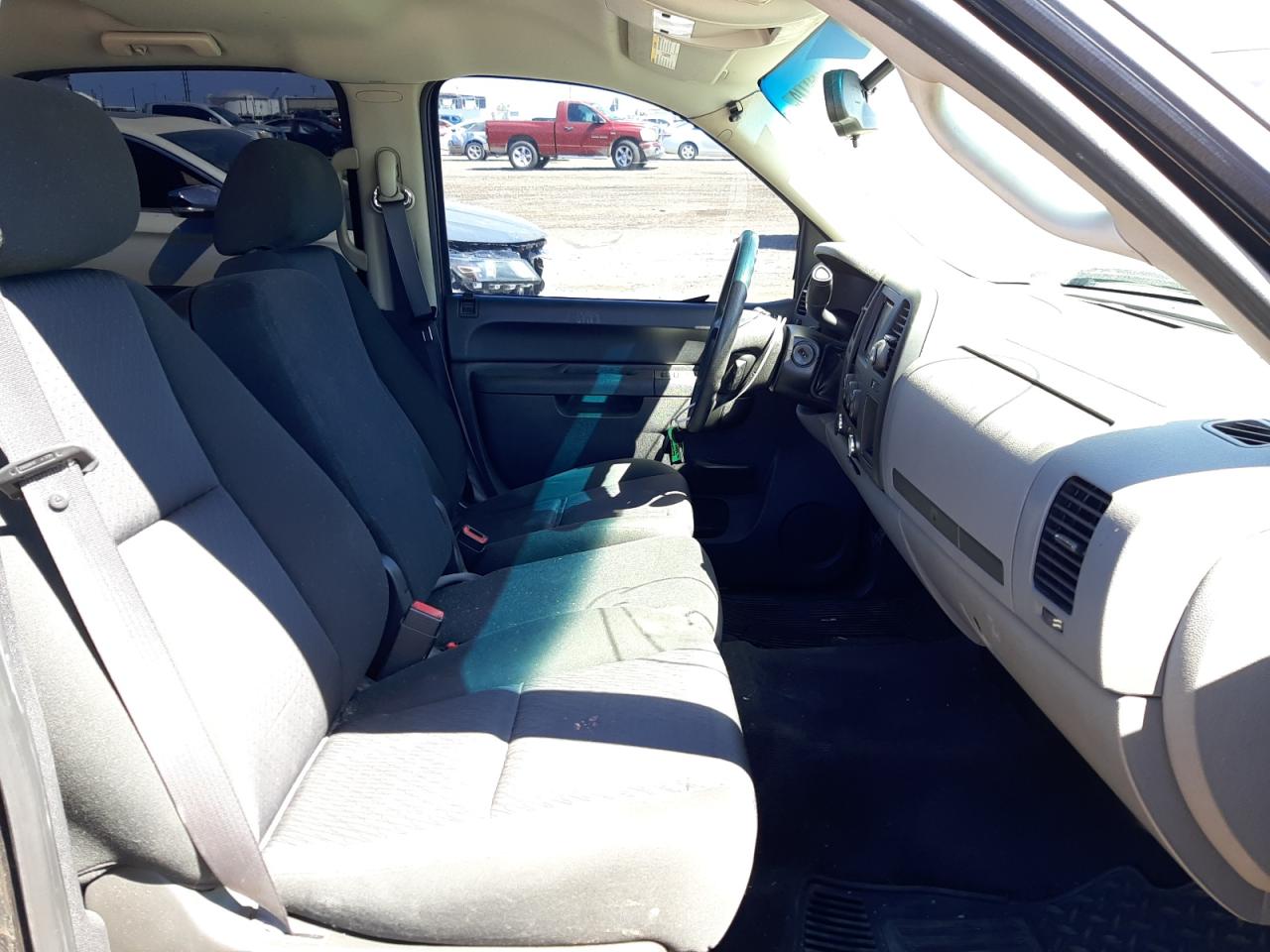 Photo 5 from auction – 2011 CHEVROLET SILVERADO with VIN 3GCPCREA2BG328563