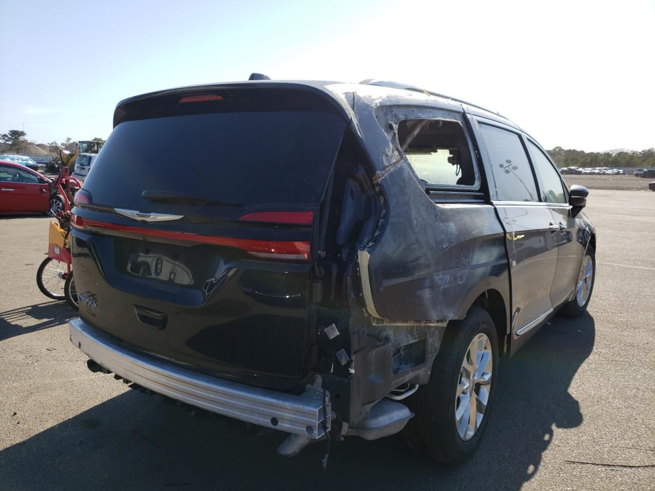 Photo 4 from auction – 2021 CHRYSLER PACIFICA T with VIN 2C4RC1BG4MR521569
