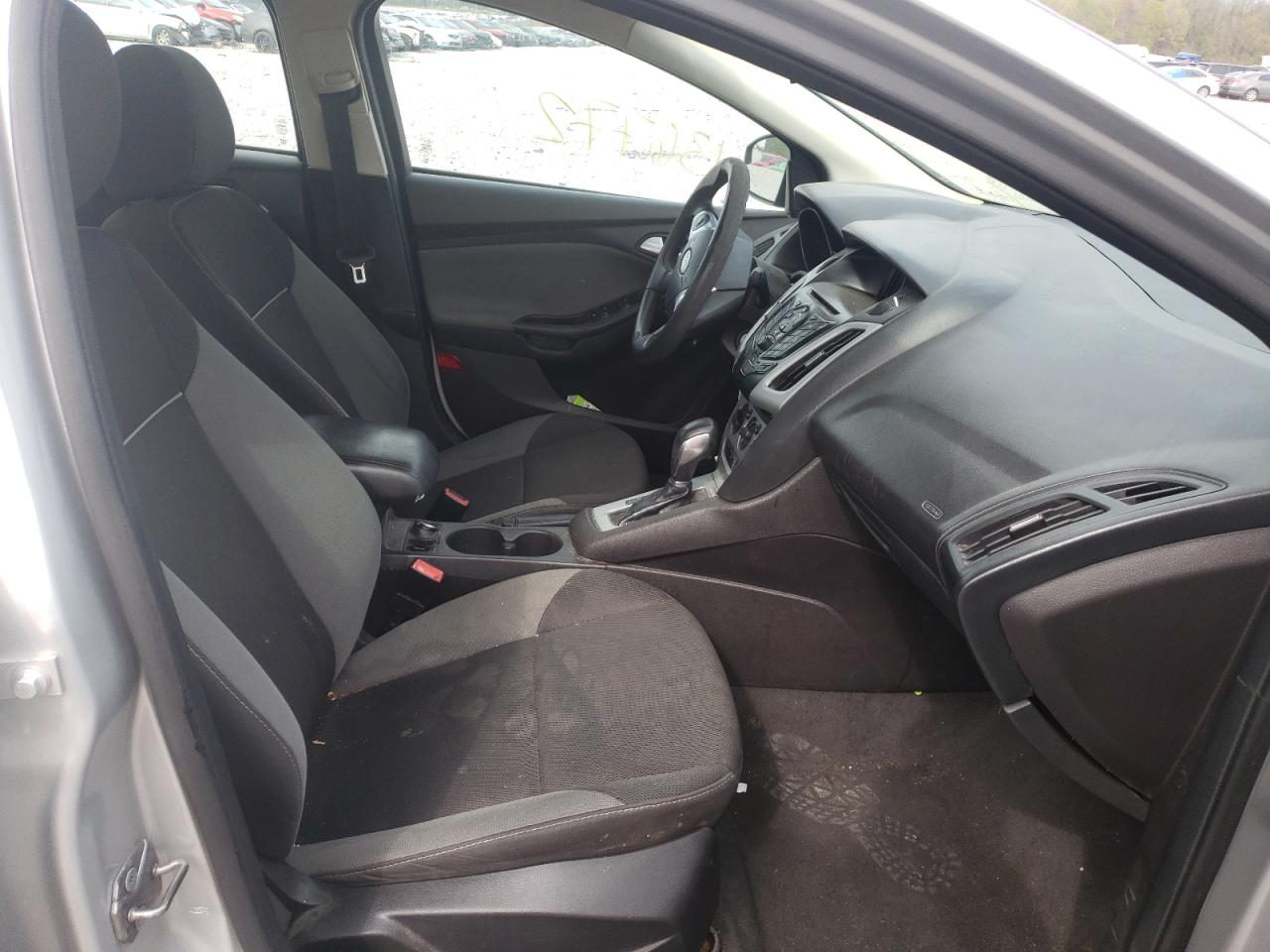 Photo 5 from auction – 2013 FORD FOCUS SE with VIN 1FADP3F2XDL305572