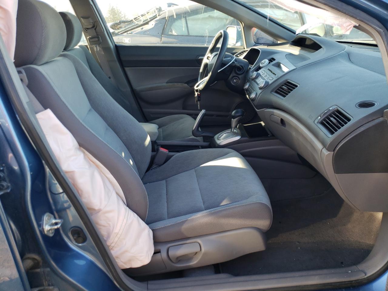 Photo 5 from auction – 2010 HONDA CIVIC with VIN 2HGFA1F55AH315701