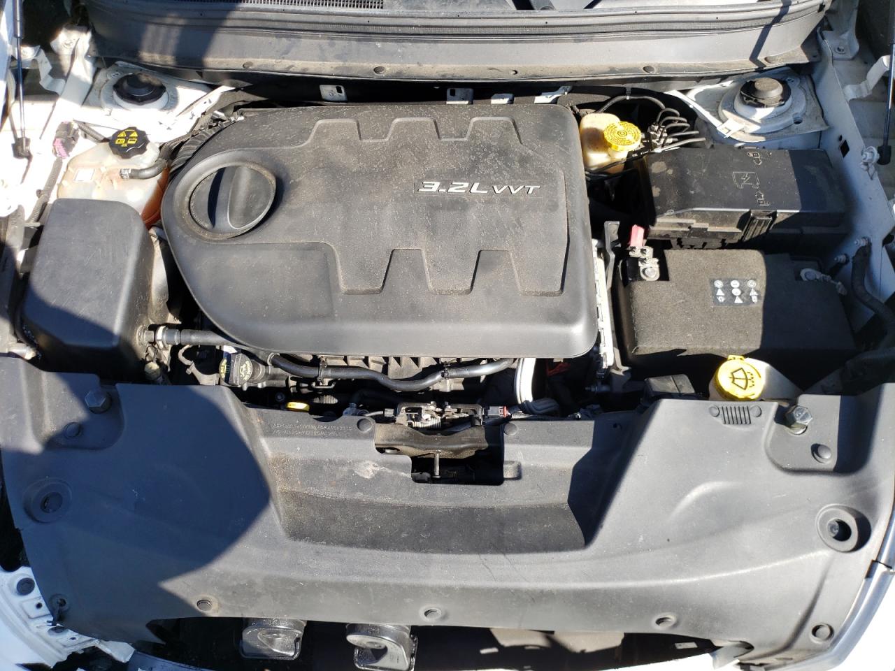 Photo 7 from auction – 2014 JEEP CHEROKEE L with VIN 1C4PJLCS3EW299143