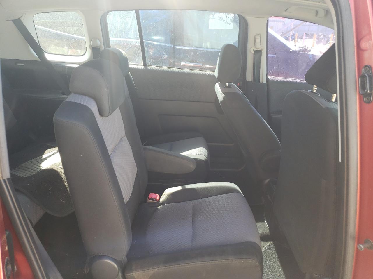 Photo 6 from auction – 2006 MAZDA 5 with VIN JM1CR293160108602