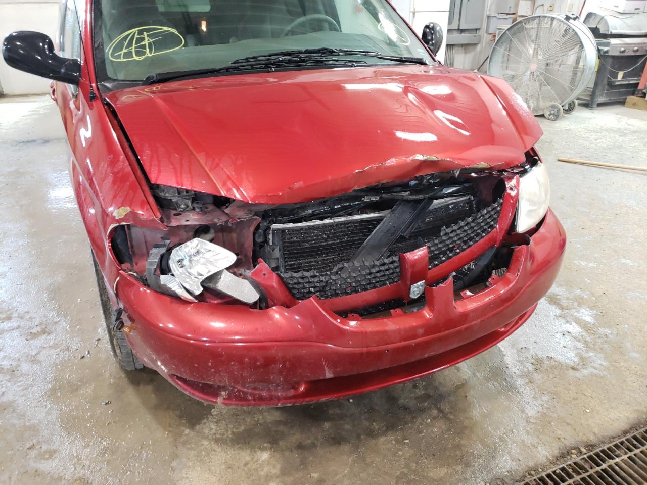 Photo 9 from auction – 2002 DODGE GRAND CARA with VIN 1B4GP34342B561242