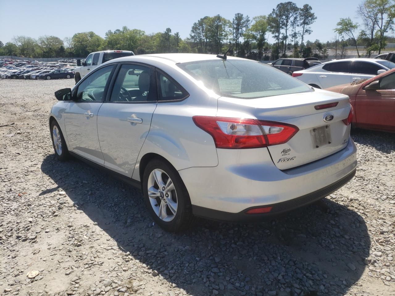 Photo 3 from auction – 2014 FORD FOCUS SE with VIN 1FADP3F20EL447267