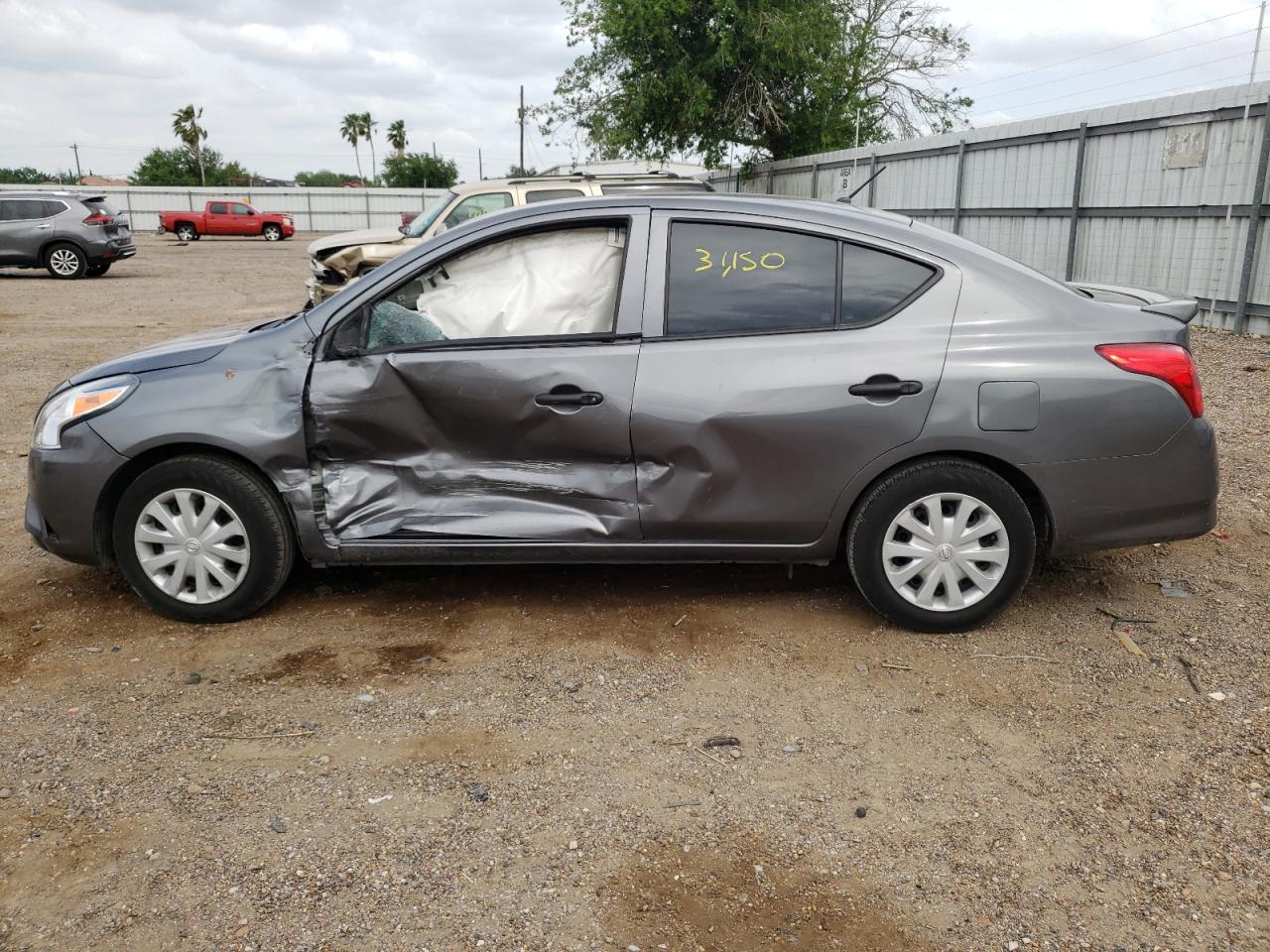 Photo 9 from auction – 2019 NISSAN VERSA S with VIN 3N1CN7AP7KL814223