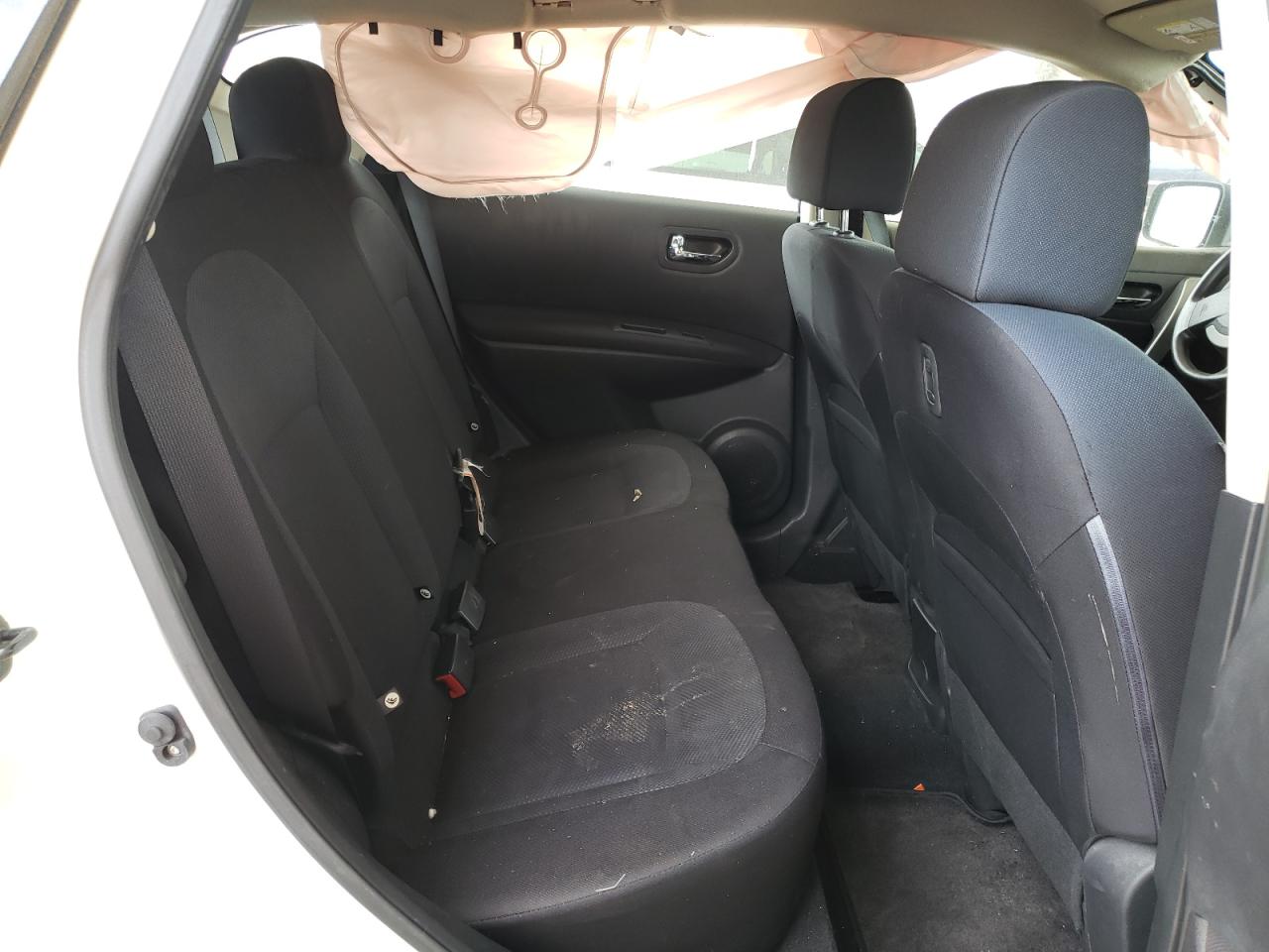 Photo 6 from auction – 2014 NISSAN ROGUE SELE with VIN JN8AS5MT6EW600448