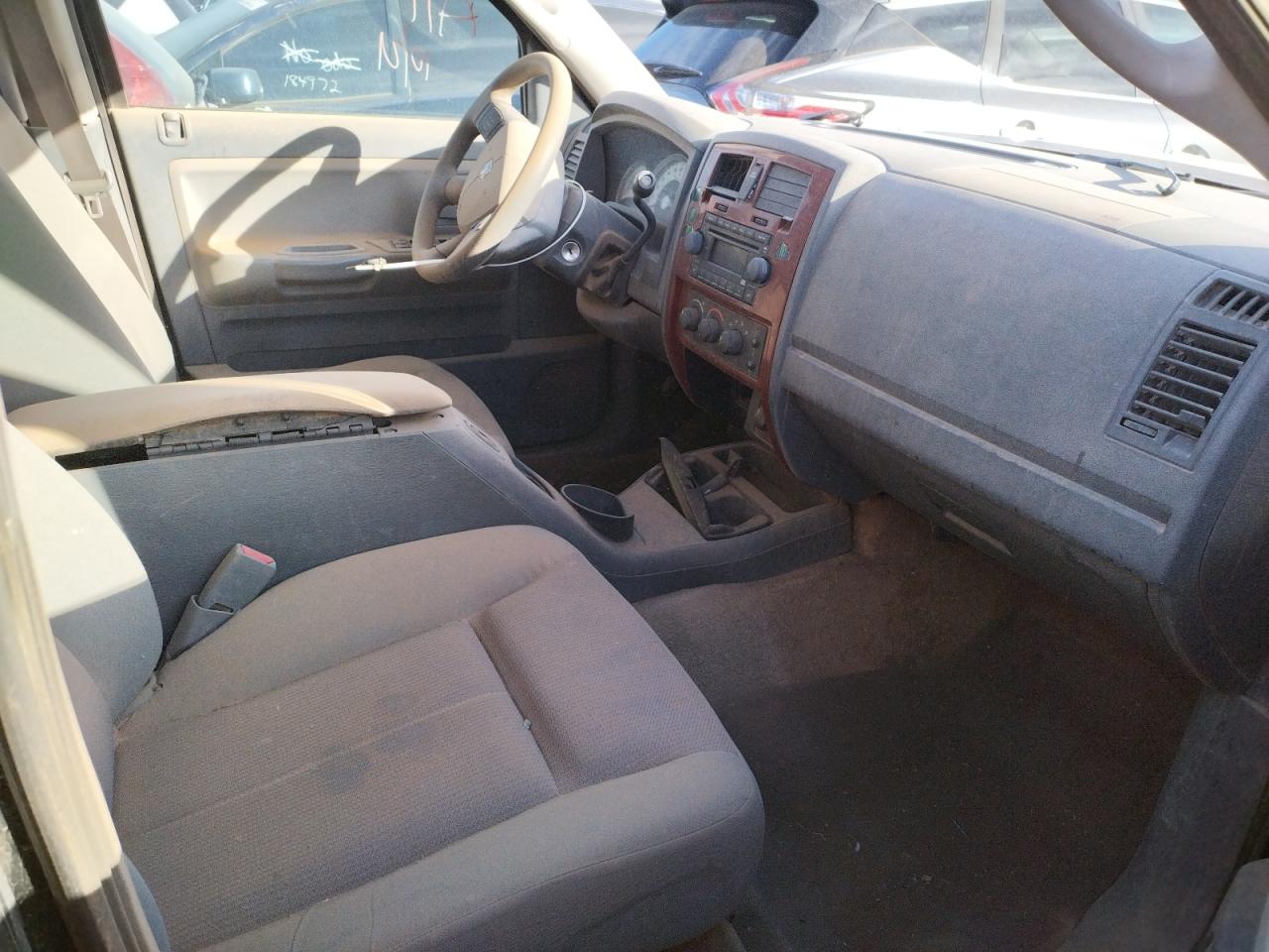 Photo 5 from auction – 2005 DODGE DAKOTA QUA with VIN 1D7HW48N65S242852