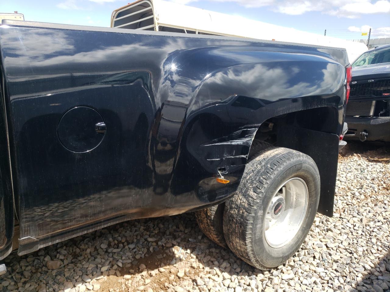 Photo 5 from auction – 2018 GMC SIERRA K35 with VIN 1GT42YEY2JF259192