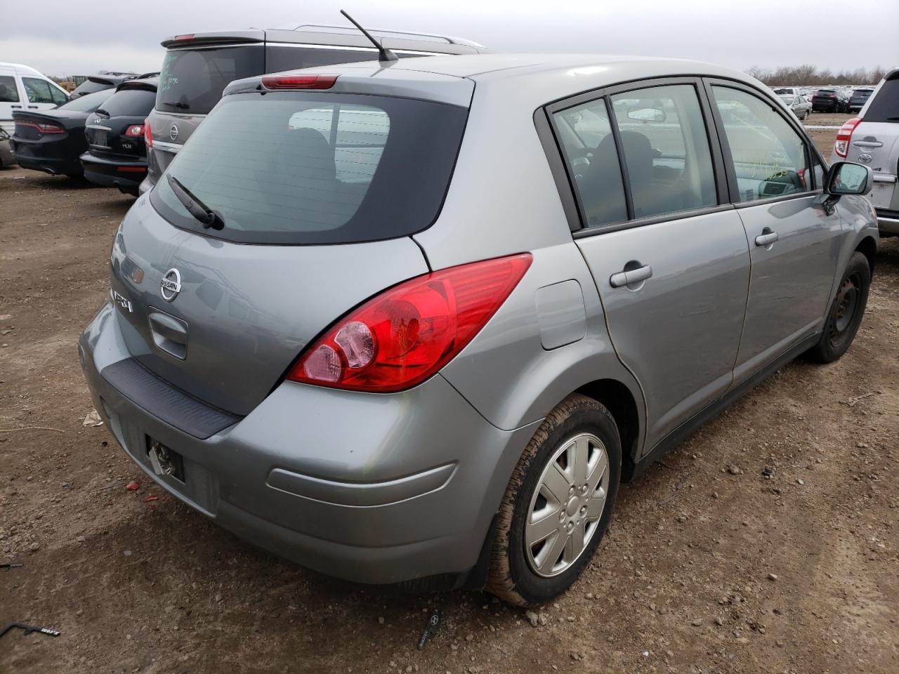 صورة رقم 4 من المزاد - 2011 NISSAN VERSA S مع VIN 3N1BC1CP7BL408454