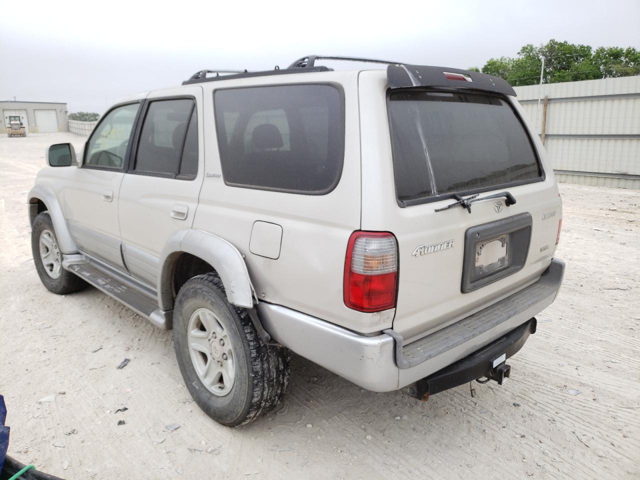 Photo 3 from auction – 1999 TOYOTA 4RUNNER LI with VIN JT3GN87R5X0104372