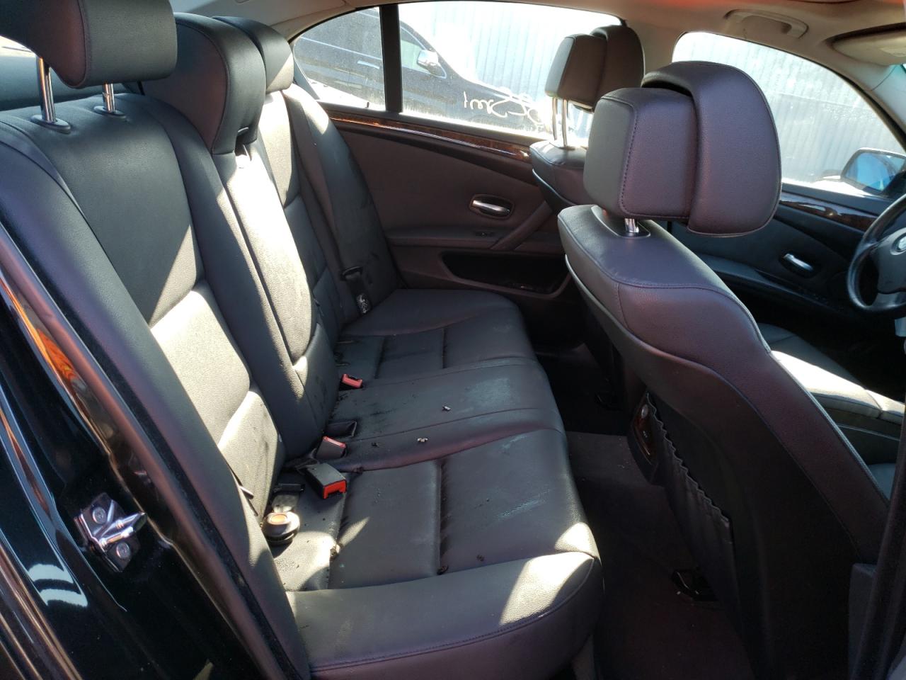 Photo 6 from auction – 2008 BMW 528 I with VIN WBANU53588C115225