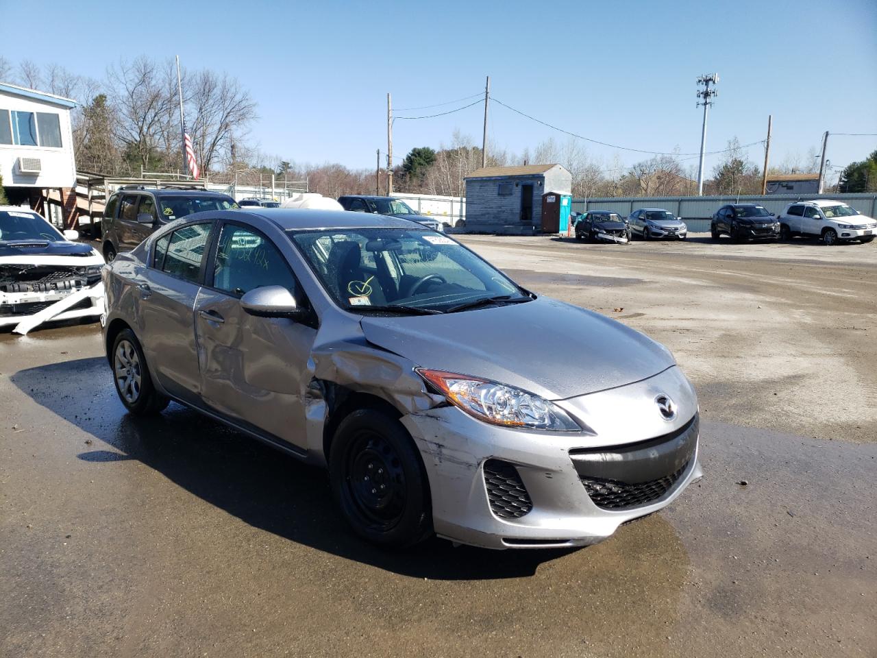 MAZDA 3 I 2012 with VIN JM1BL1UG7C1501544 - Photo from auction