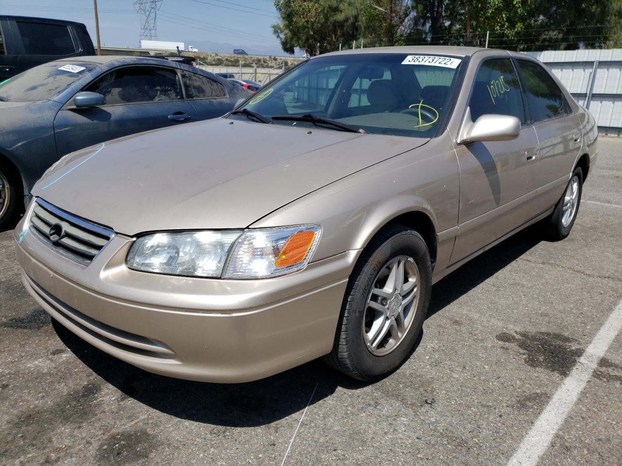 Photo 2 from auction – 2001 TOYOTA CAMRY CE with VIN JT2BG22K910569633