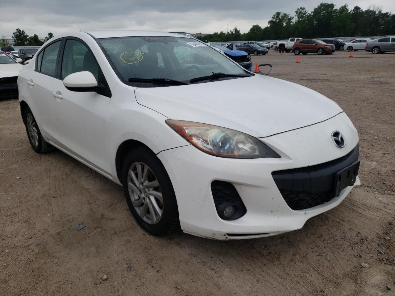 MAZDA 3 I 2012 with VIN JM1BL1V72C1605289 - Photo from auction