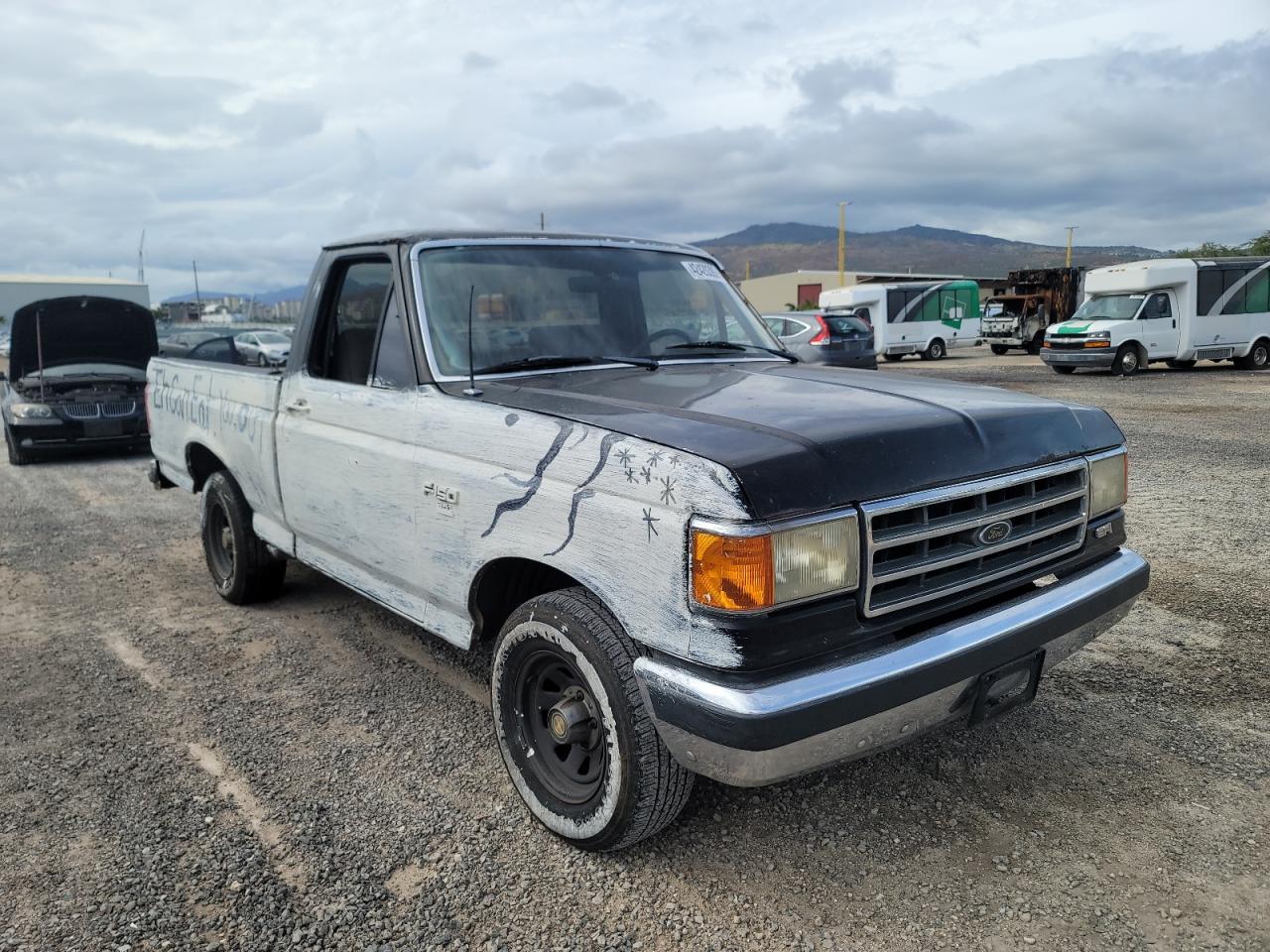 FORD F150 1989 with VIN 1FTDF15H9KLA32063 - Photo from auction
