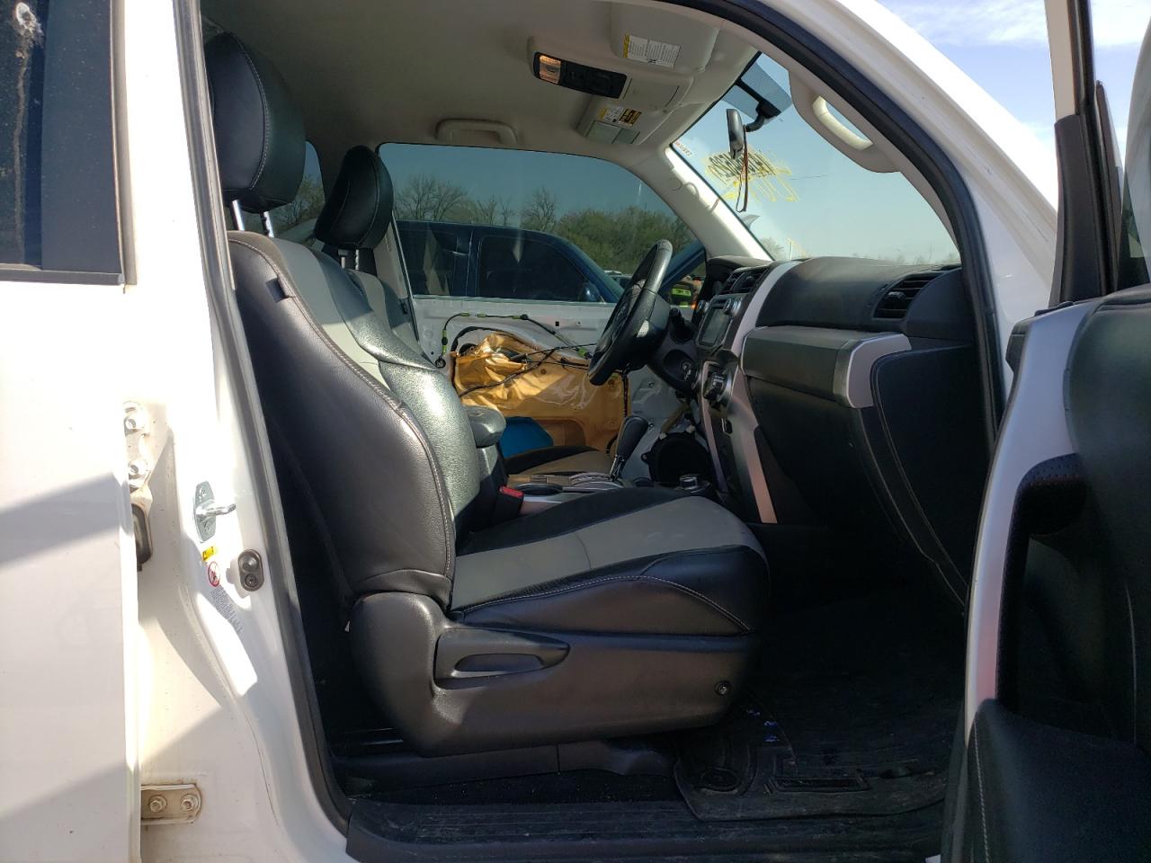 Photo 5 from auction – 2016 TOYOTA 4RUNNER SR with VIN JTEBU5JR6G5403576