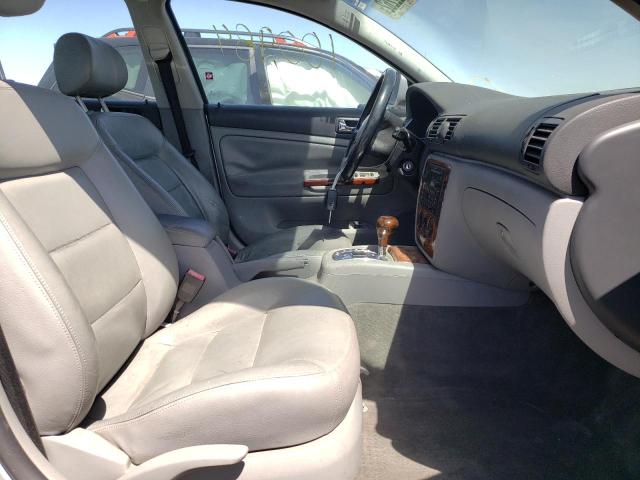 Photo 5 from auction – 2005 VOLKSWAGEN PASSAT GLS with VIN WVWAD63B35E077741