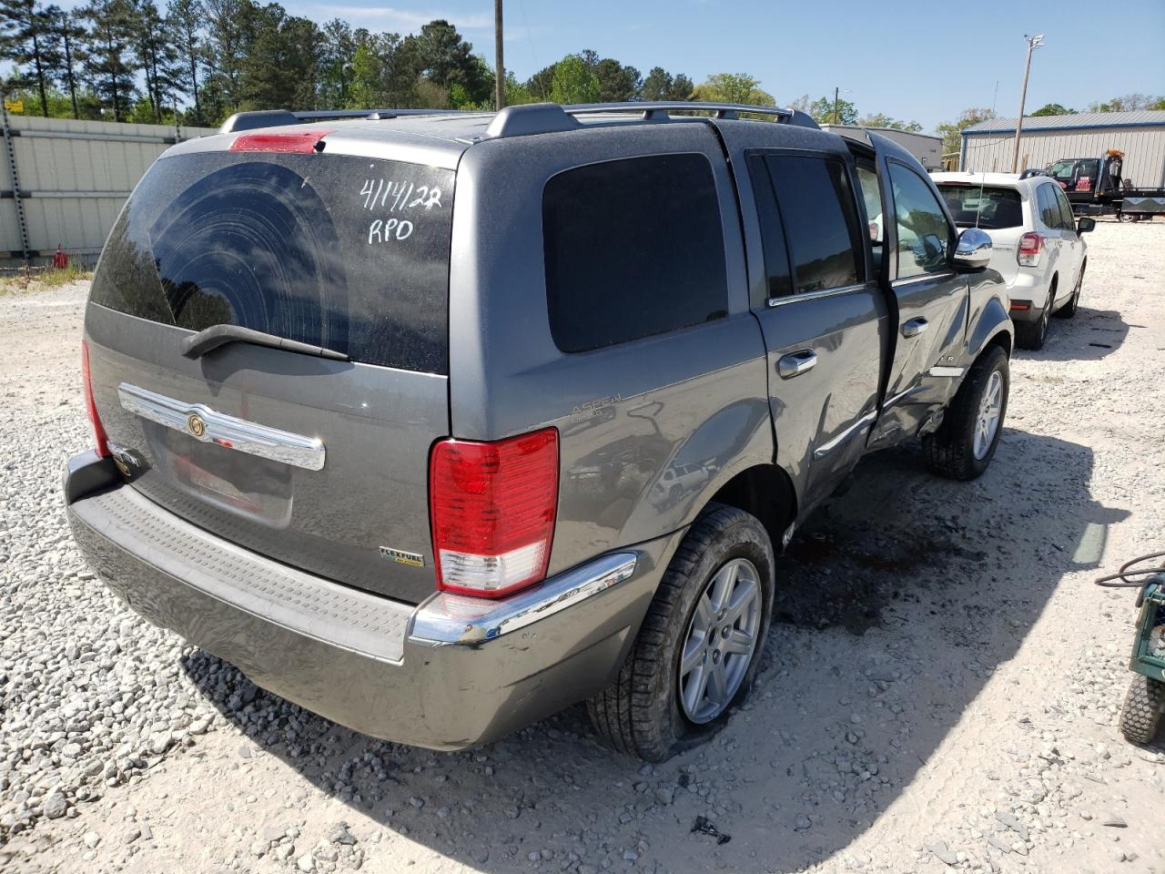 Photo 4 from auction – 2008 CHRYSLER ASPEN LIMI with VIN 1A8HX58N08F136092