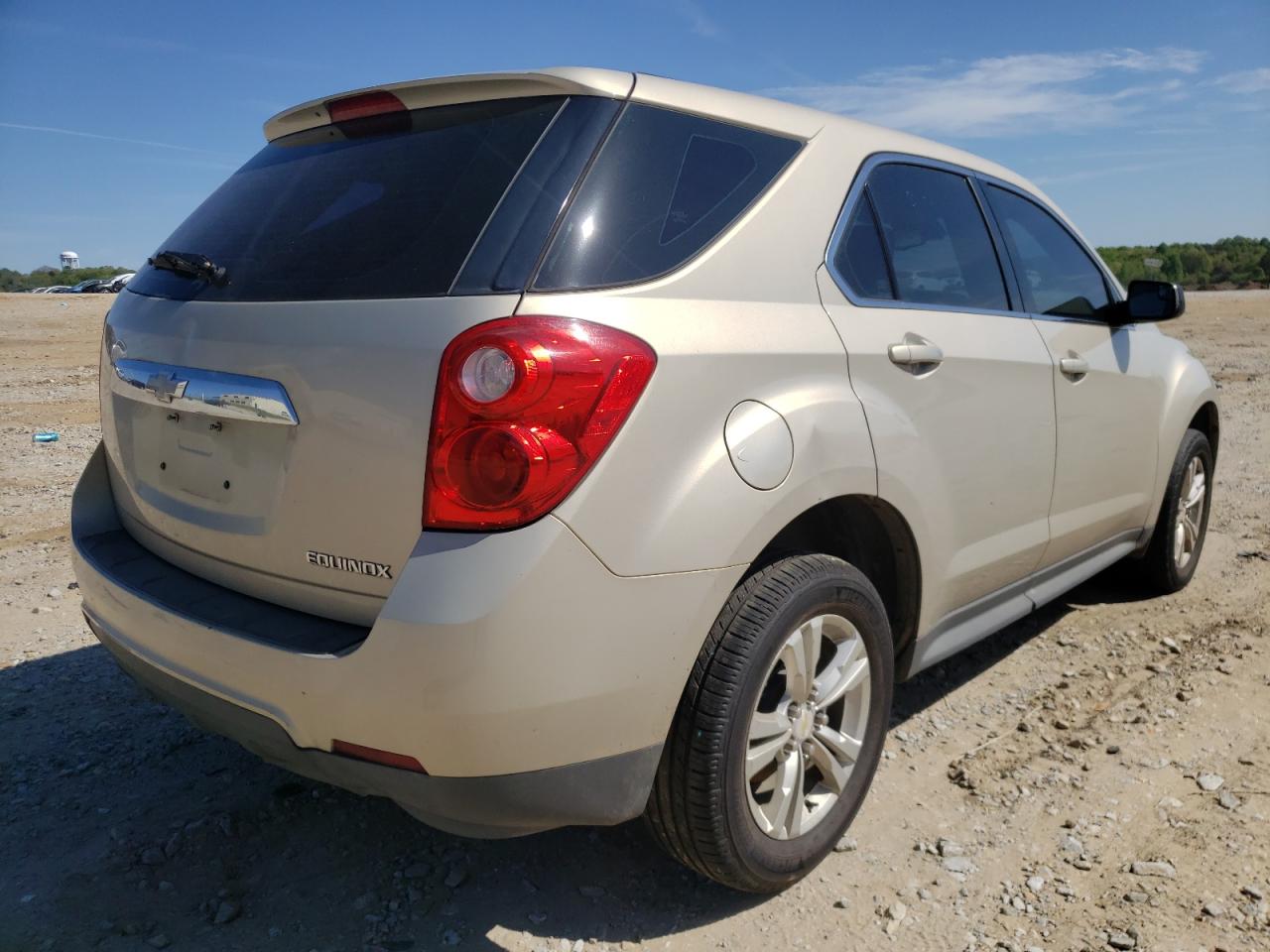 Photo 4 from auction – 2012 CHEVROLET EQUINOX LS with VIN 2GNALBEK6C1305598