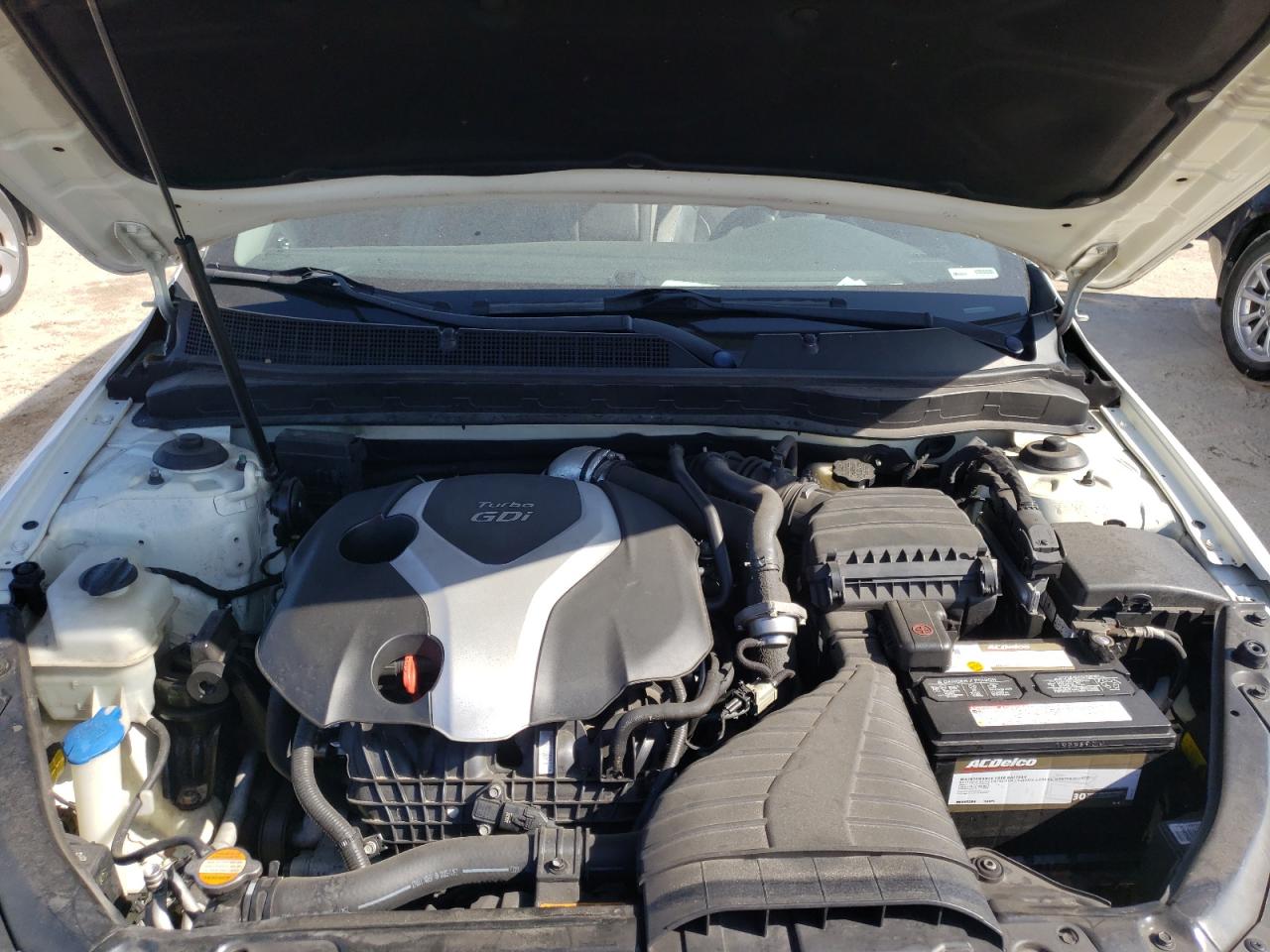 Photo 7 from auction – 2011 KIA OPTIMA SX with VIN KNAGR4A63B5143915