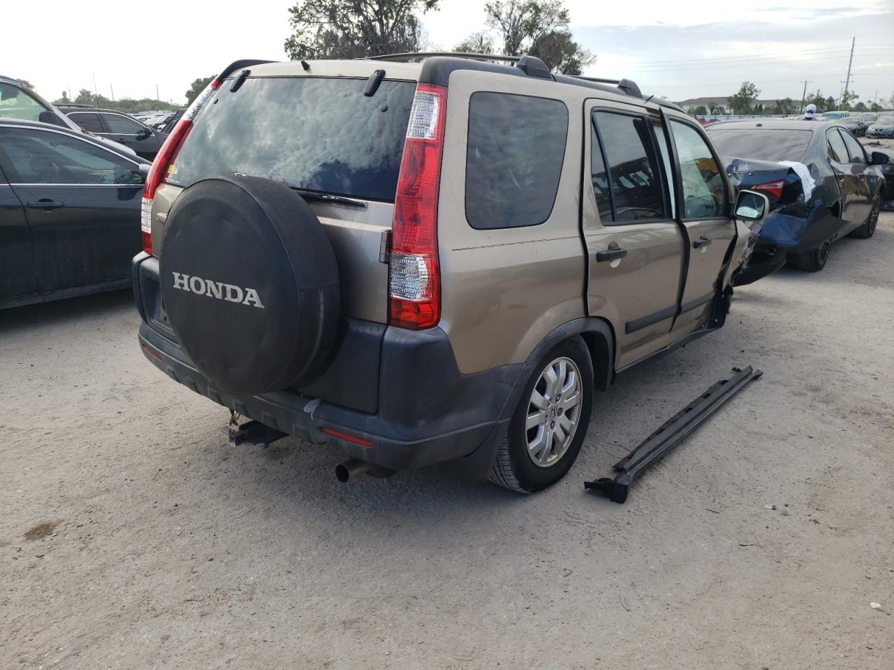 Photo 4 from auction – 2005 HONDA CR-V EX with VIN JHLRD78895C001168