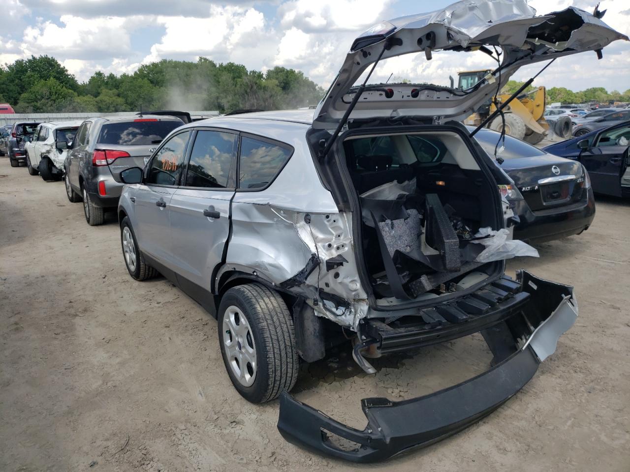 Photo 3 from auction – 2018 FORD ESCAPE S with VIN 1FMCU0F78JUB55441