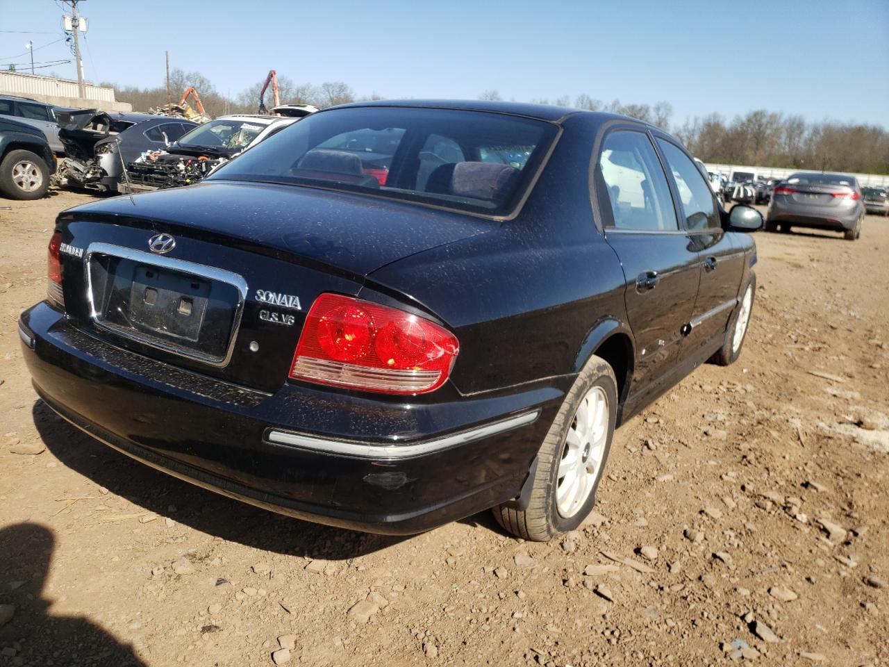 Photo 4 from auction – 2002 HYUNDAI SONATA GLS with VIN KMHWF35H02A632580
