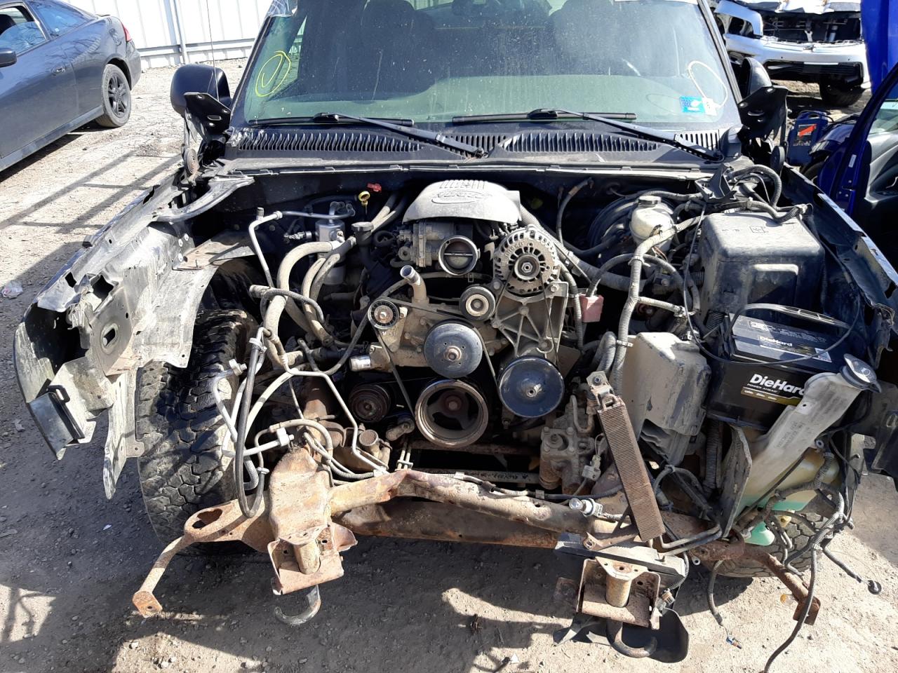 Photo 7 from auction – 2005 CHEVROLET SILVERADO with VIN 1GCEK19B15Z320019