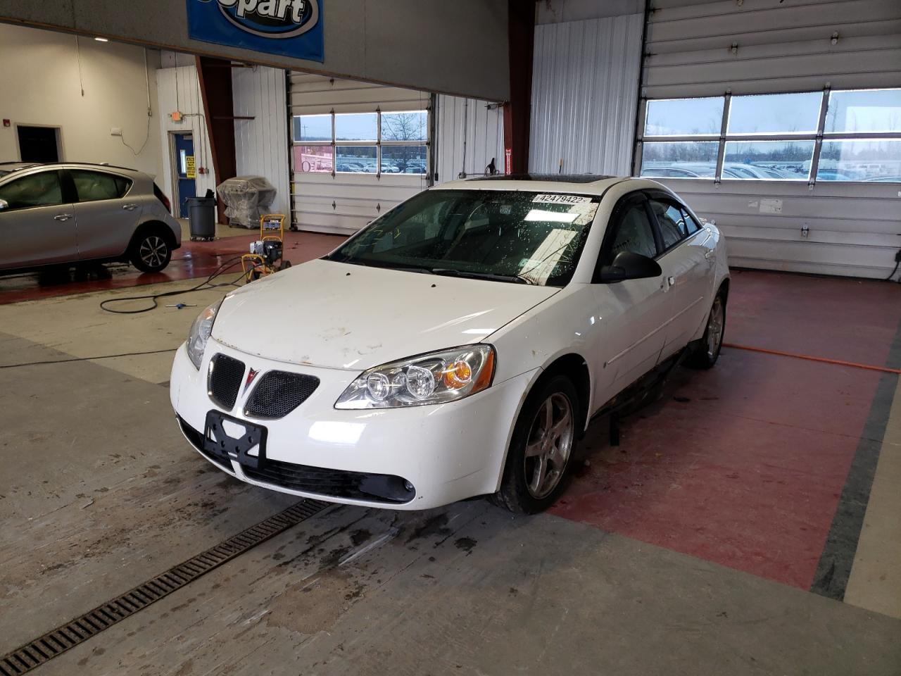 Photo 2 from auction – 2007 PONTIAC G6 BASE with VIN 1G2ZG58N674110171