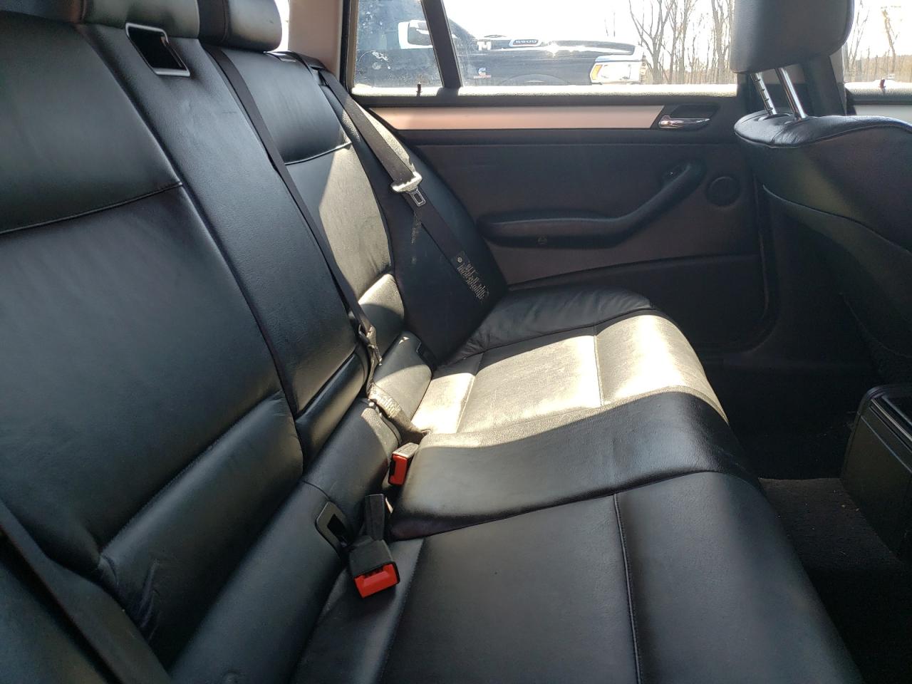 Photo 6 from auction – 2004 BMW 325 XIT with VIN WBAEP33404PE91846