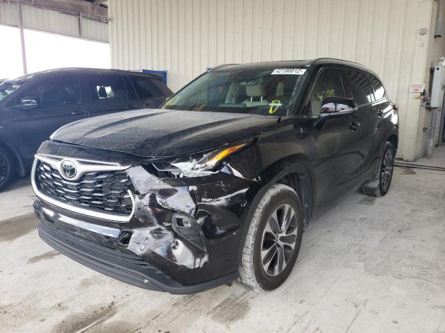 Photo 2 from auction – 2021 TOYOTA HIGHLANDER with VIN 5TDGZRAH0MS070713