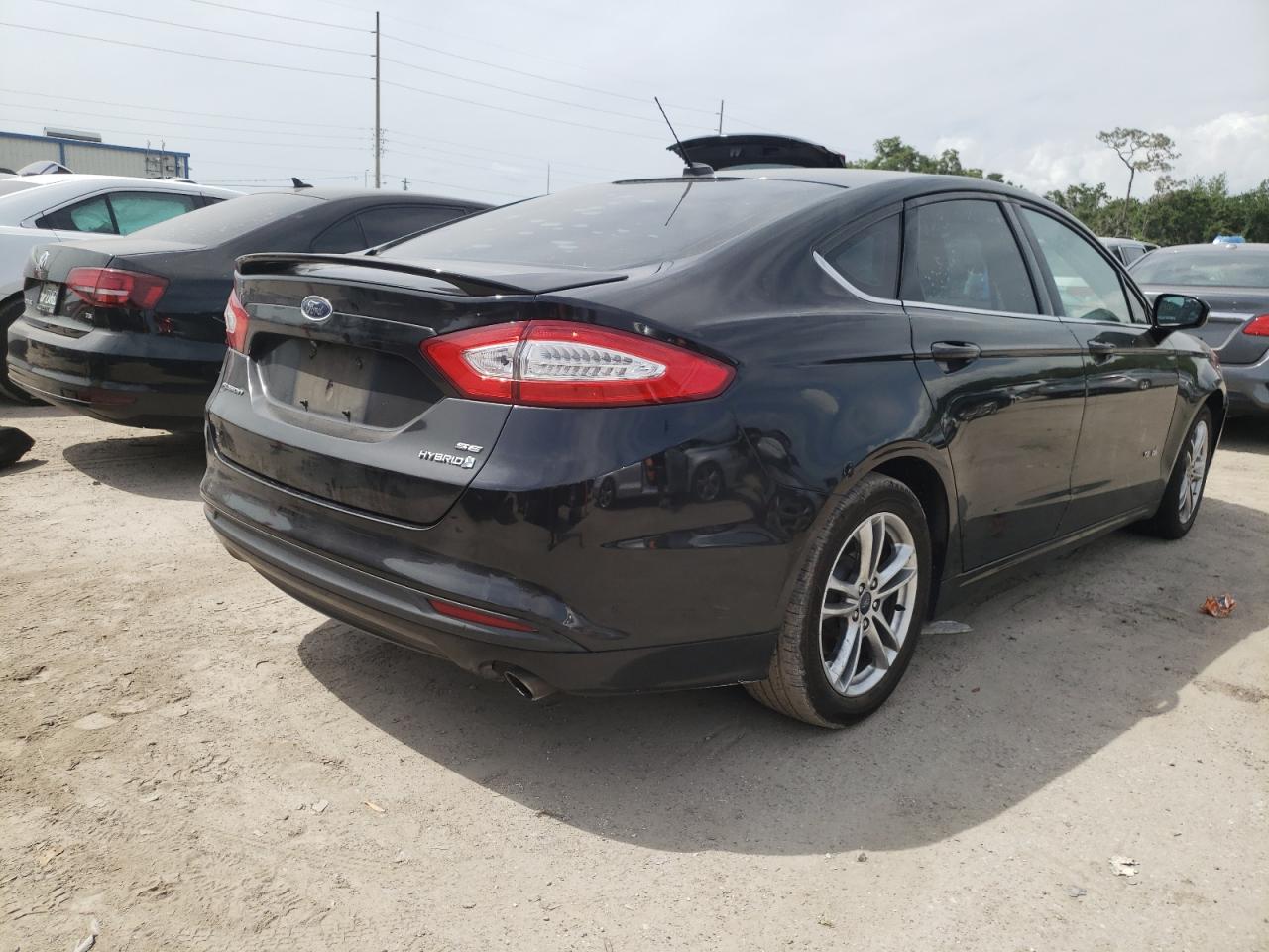 Photo 4 from auction – 2015 FORD FUSION SE with VIN 3FA6P0LU0FR164724