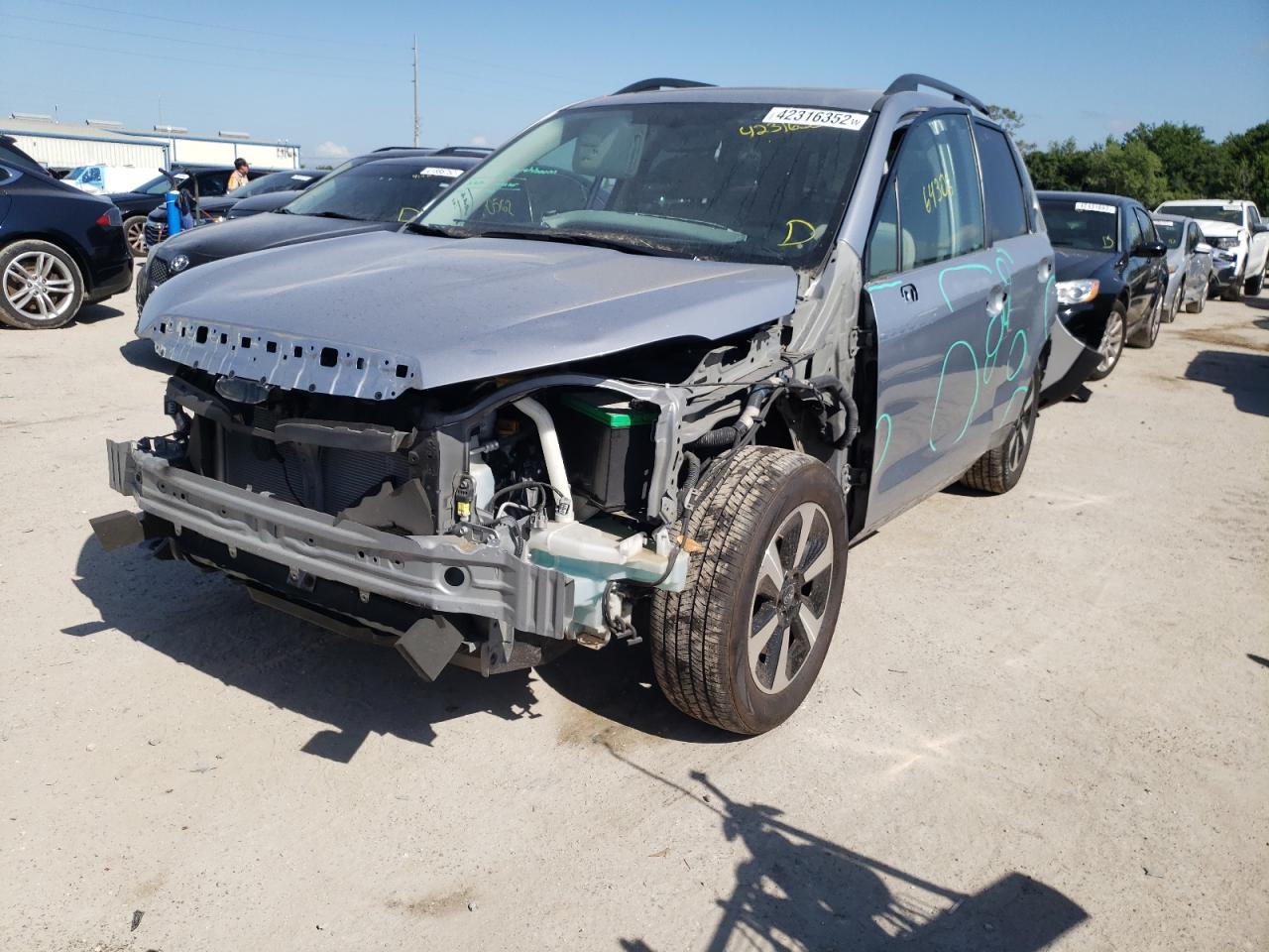 Photo 2 from auction – 2017 SUBARU FORESTER 2 with VIN JF2SJAEC0HH462572