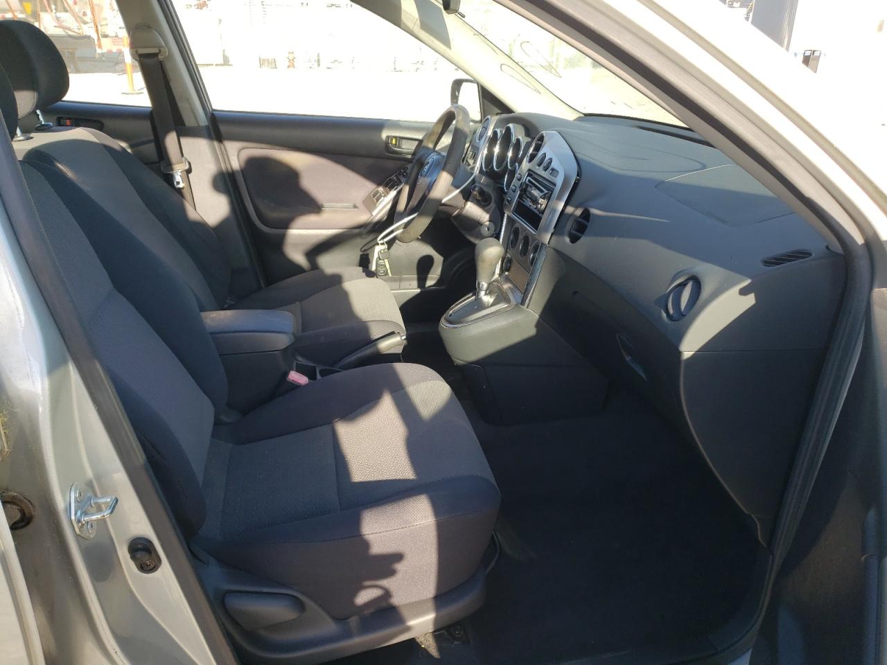 Photo 5 from auction – 2004 TOYOTA COROLLA MA with VIN 2T1KR32EX4C286881