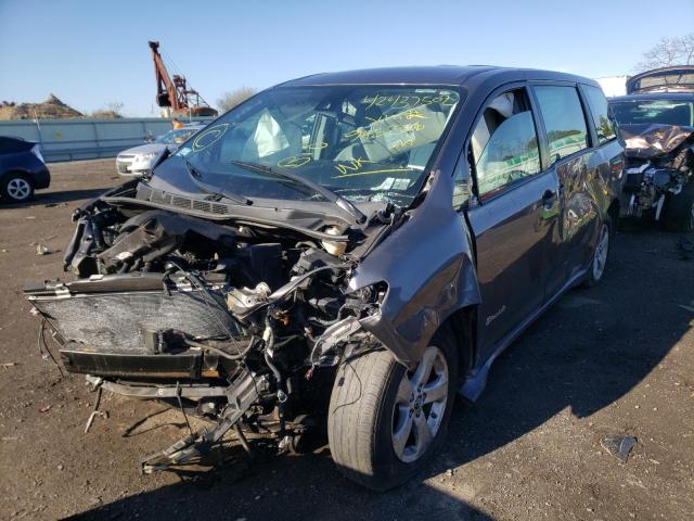 Photo 2 from auction – 2018 TOYOTA SIENNA L with VIN 5TDZZ3DC2JS945226