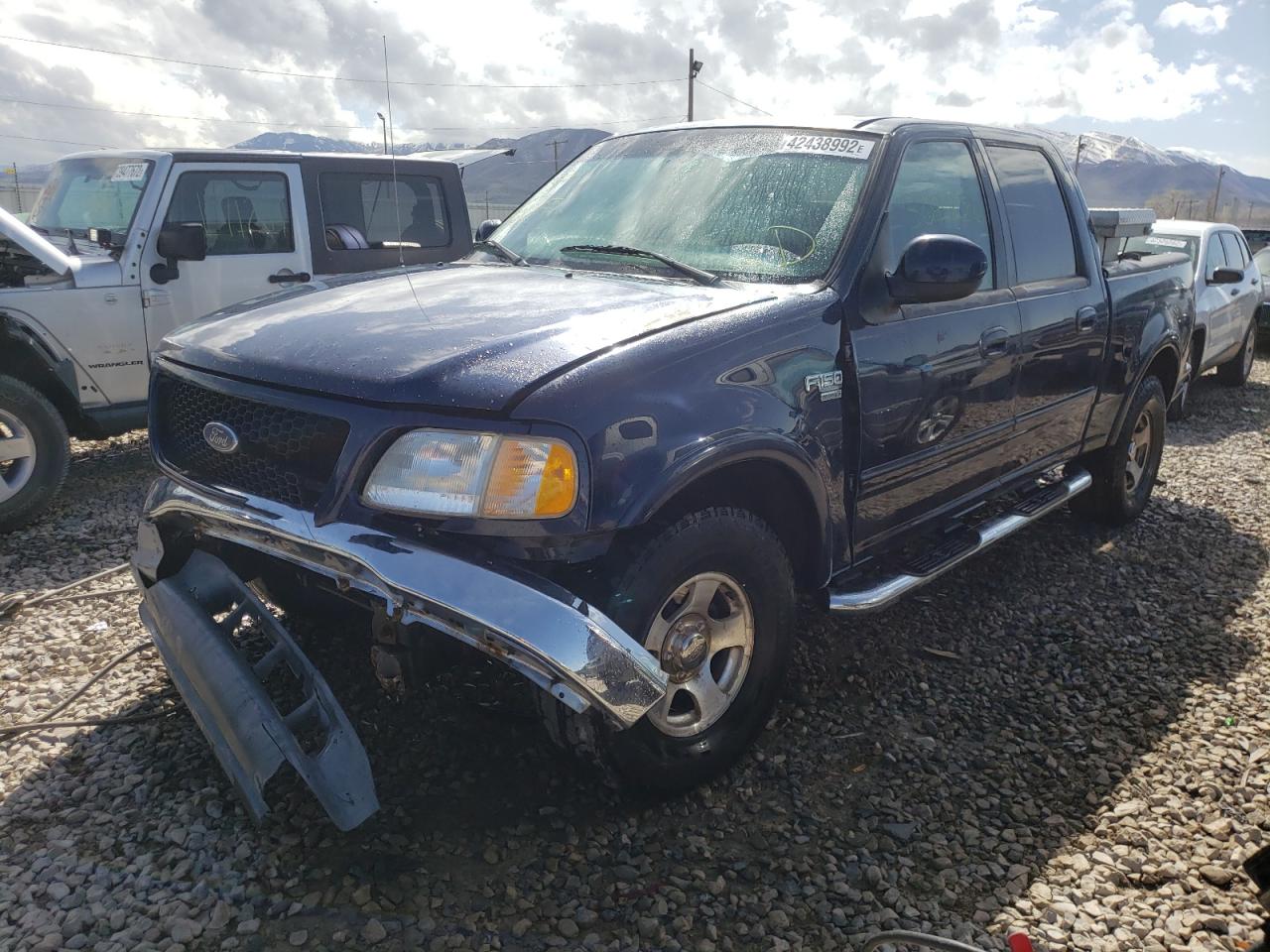 Photo 2 from auction – 2002 FORD F150 SUPER with VIN 1FTRW07L32KB93306