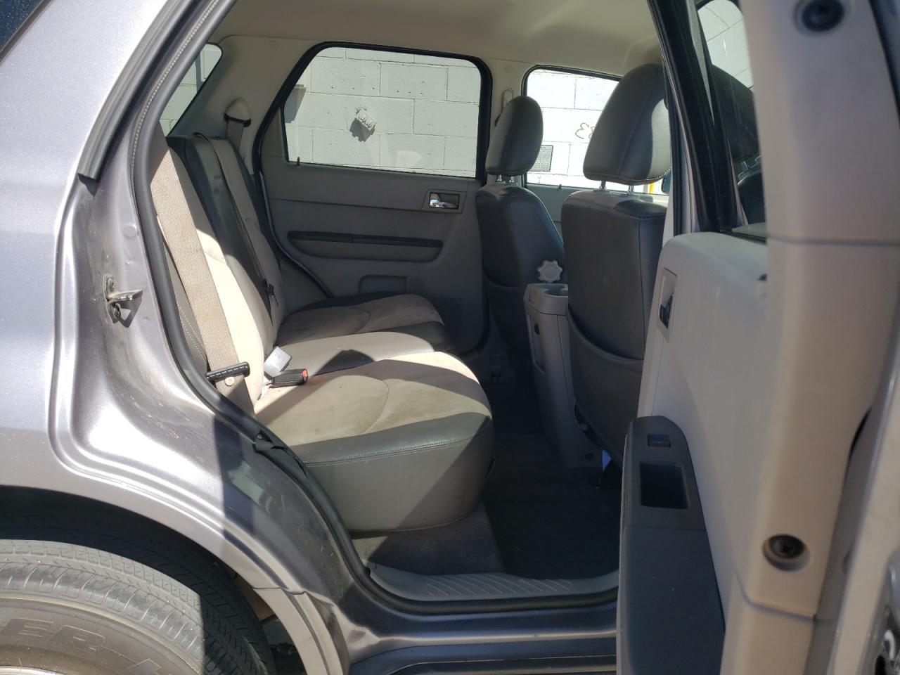 Photo 6 from auction – 2008 MERCURY MARINER PR with VIN 4M2CU97178KJ53344