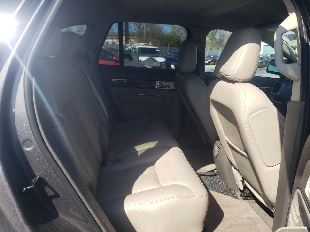 Foto 6 de la subasta – 2009 LINCOLN MKX con VIN 2LMDU68C69BJ11154