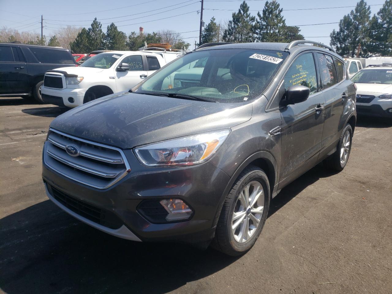 Photo 2 from auction – 2018 FORD ESCAPE SE with VIN 1FMCU9GD2JUB70610