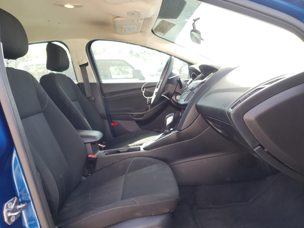 Photo 5 from auction – 2018 FORD FOCUS SE with VIN 1FADP3FE8JL264901