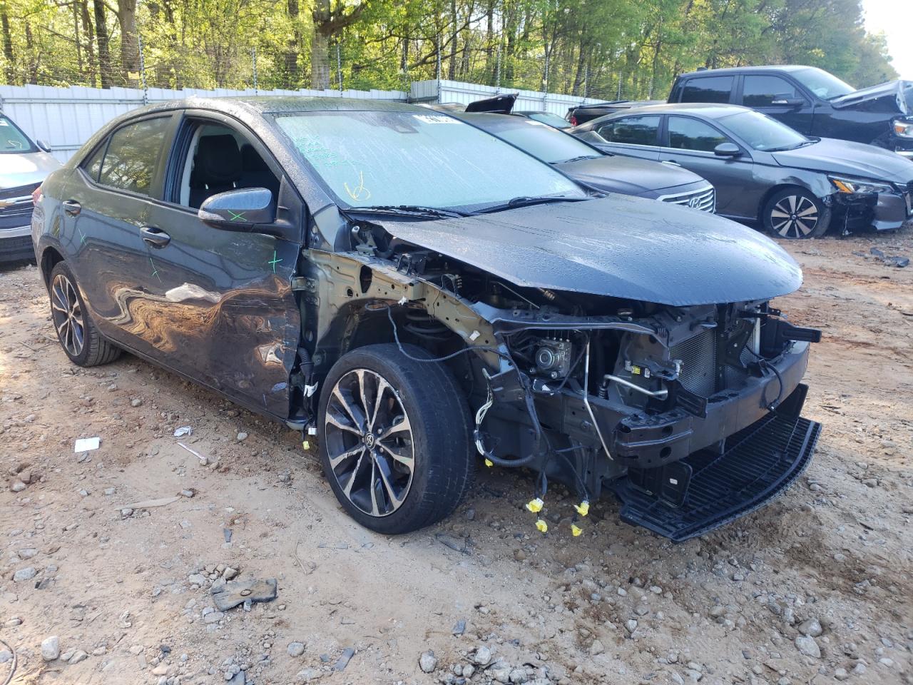 TOYOTA COROLLA SE 2017 with VIN 2T1BURHE1HC881813 - Photo from auction