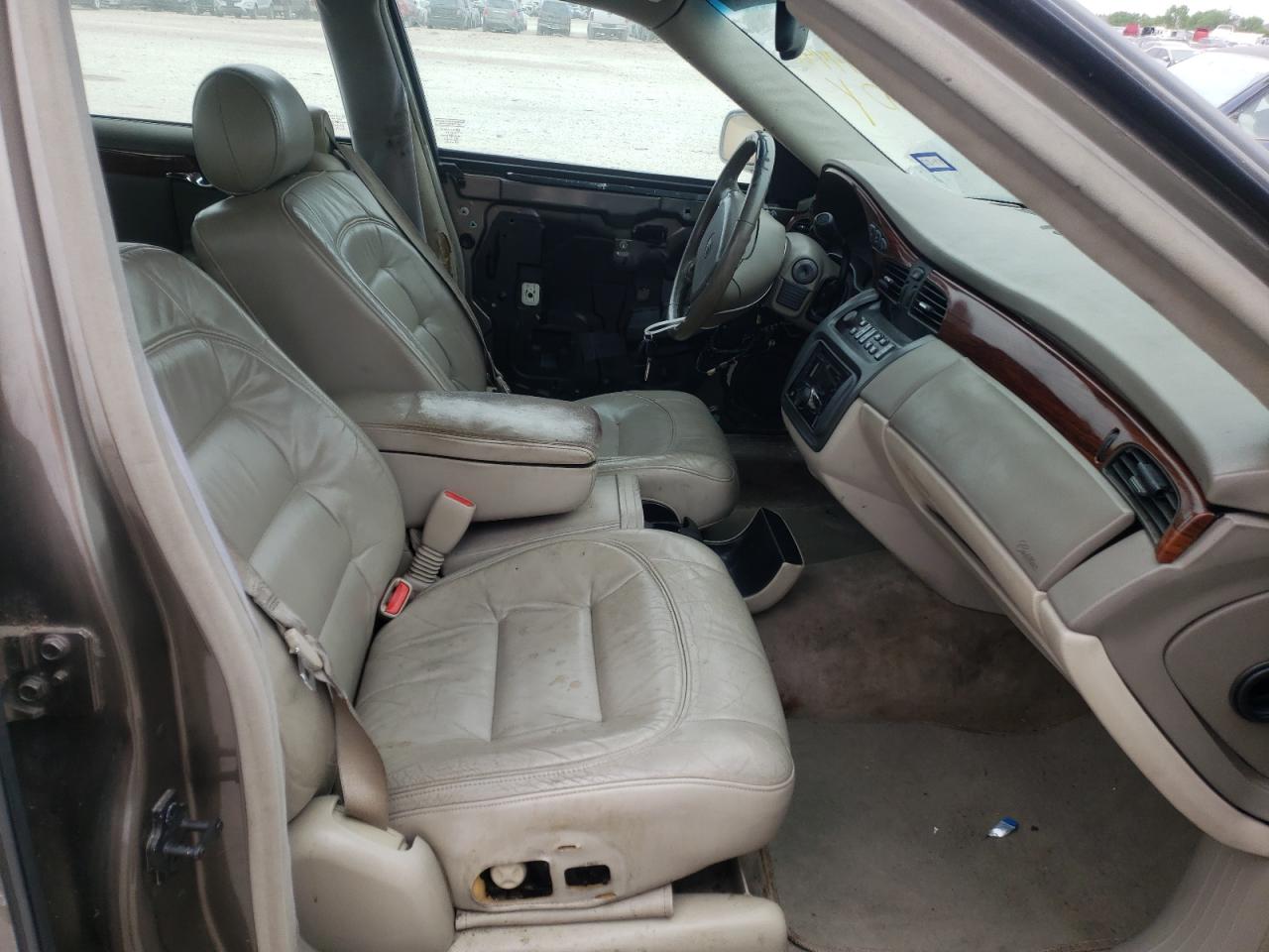 Photo 5 from auction – 2000 CADILLAC DEVILLE with VIN 1G6KD54Y2YU193088