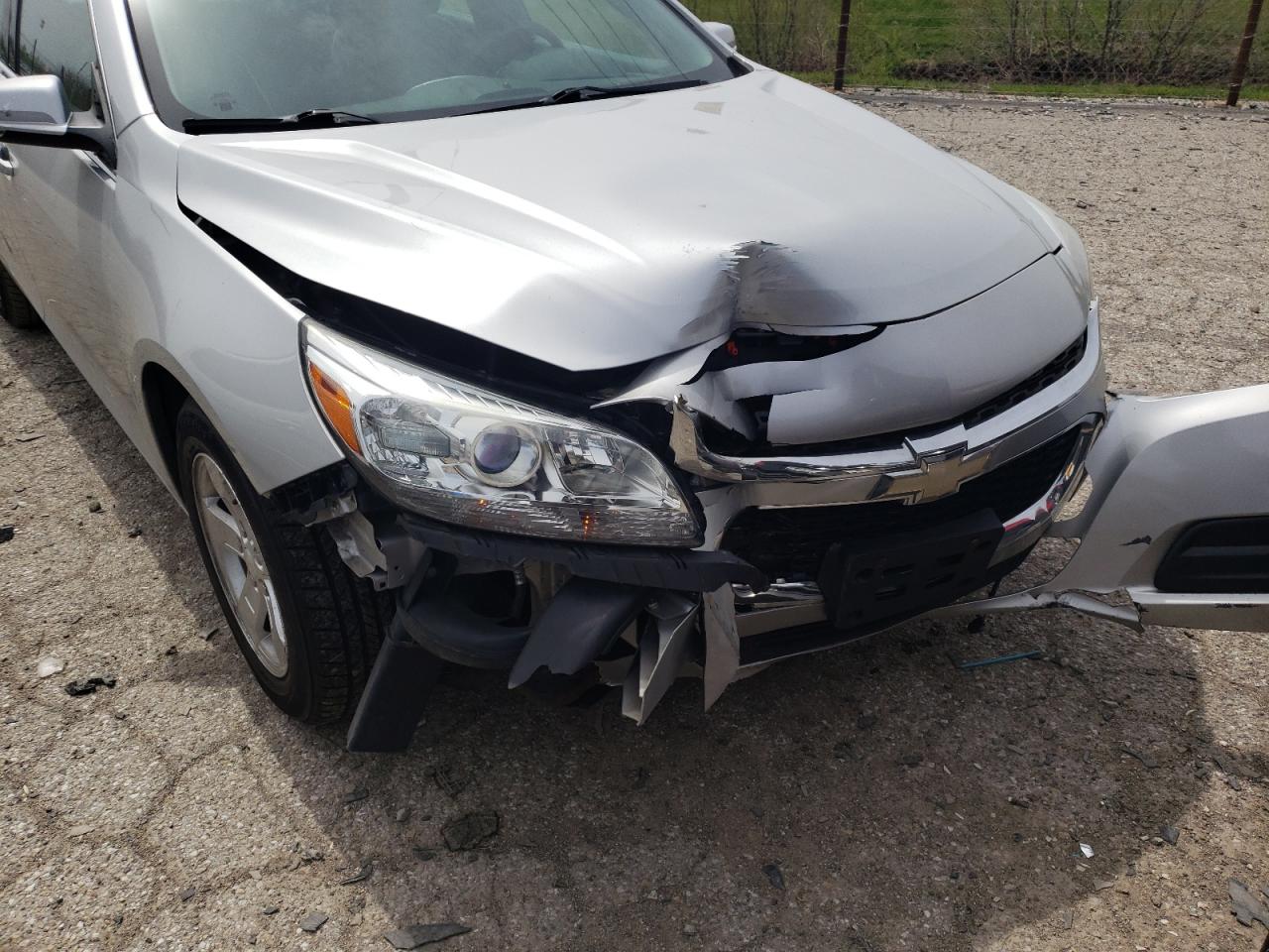 Photo 9 from auction – 2015 CHEVROLET MALIBU 1LT with VIN 1G11C5SL2FF122406