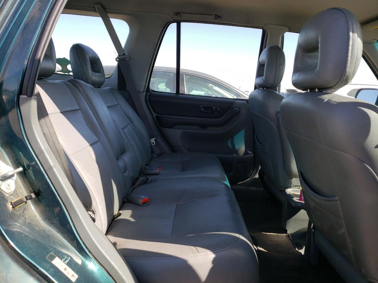 Photo 6 from auction – 1998 HONDA CR-V with VIN JHLRD1863WC049701