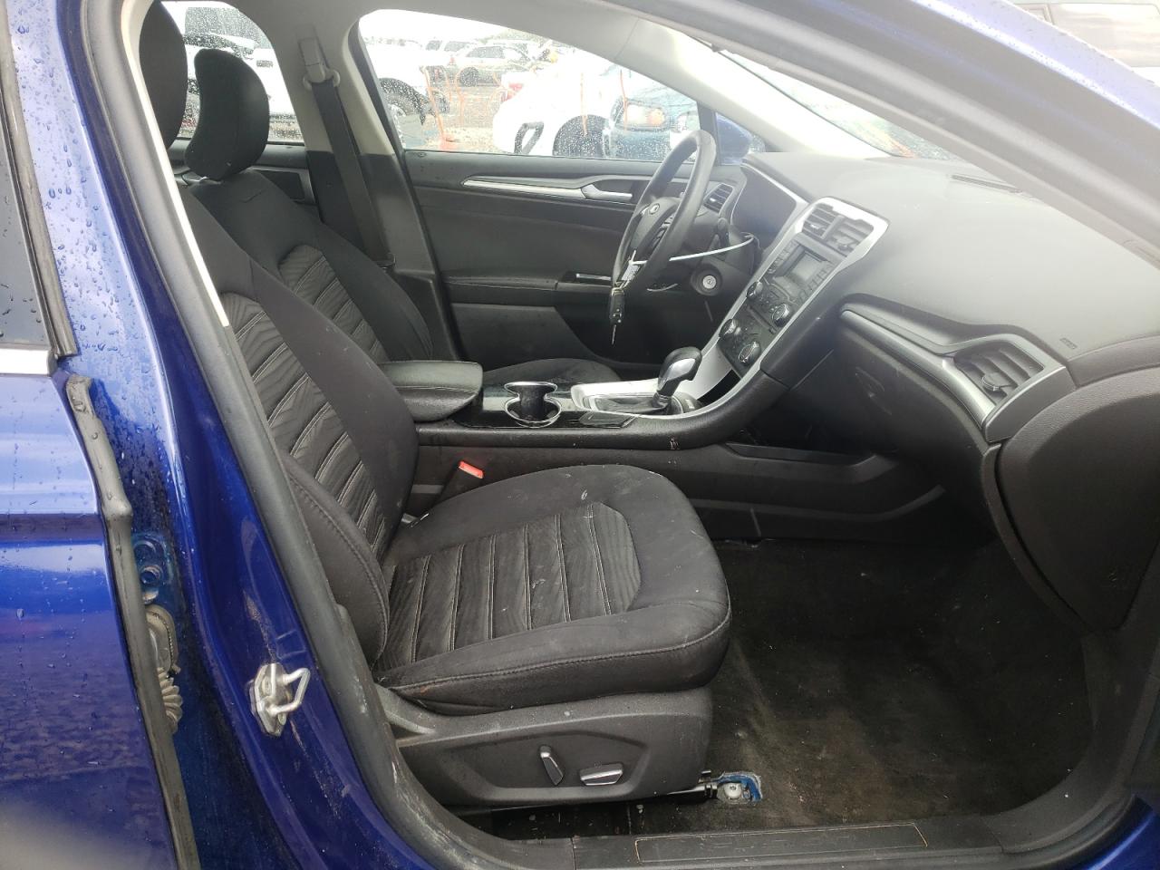 Photo 5 from auction – 2016 FORD FUSION SE with VIN 3FA6P0H73GR330822