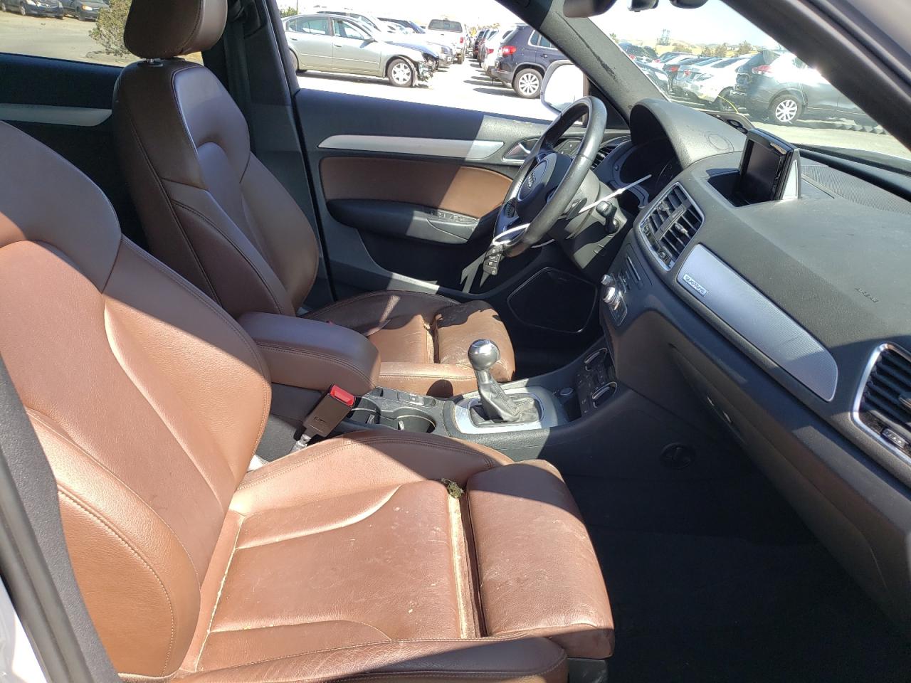 Photo 5 from auction – 2016 AUDI Q3 PRESTIG with VIN WA1GFCFS8GR004028