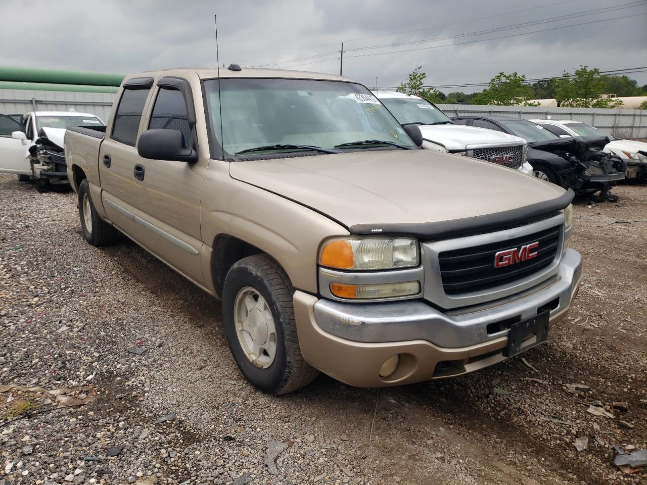 GMC NEW SIERRA 2004 with VIN 2GTEC13T641312262 - Photo from auction