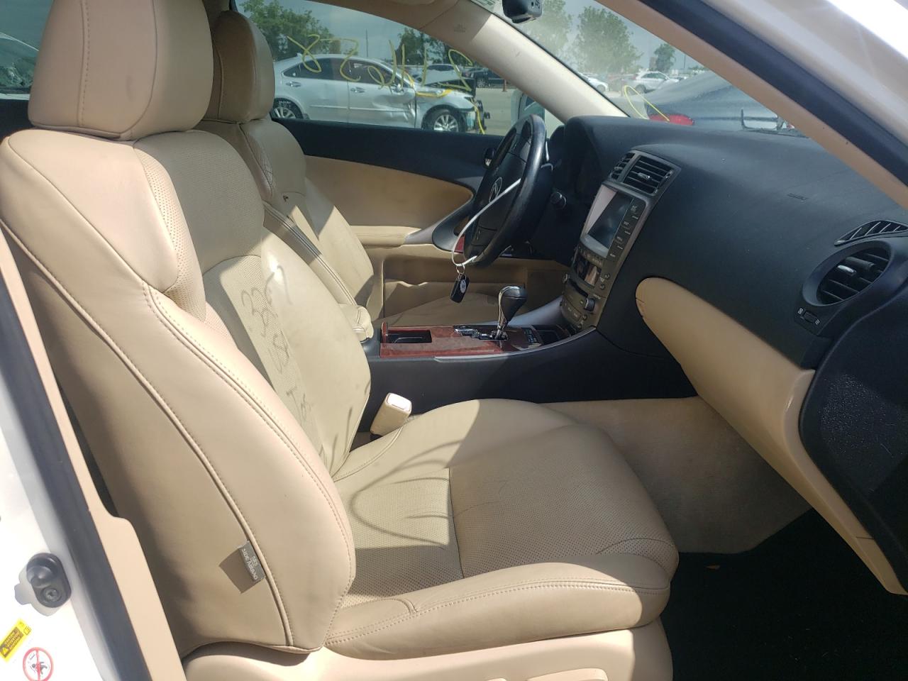 Photo 5 from auction – 2006 LEXUS IS 350 with VIN JTHBE262865010557