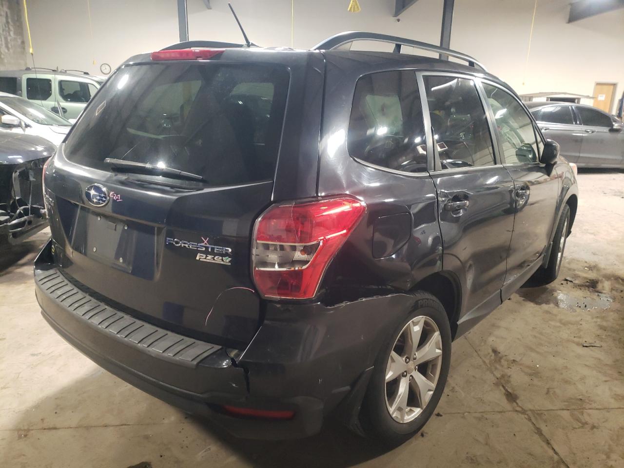 Photo 4 from auction – 2014 SUBARU FORESTER 2 with VIN JF2SJAEC5EH533969