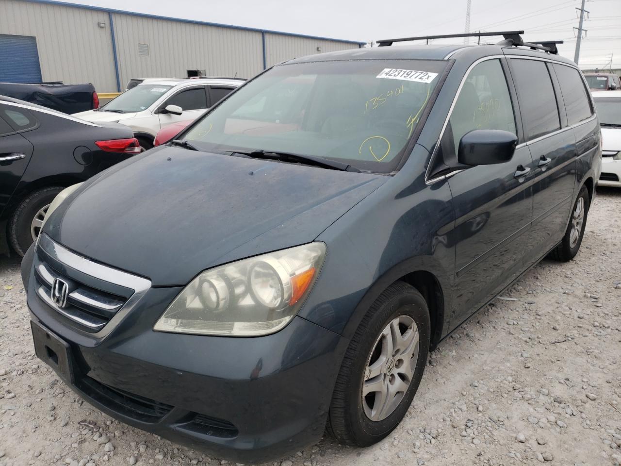 Photo 2 from auction – 2005 HONDA ODYSSEY EX with VIN 5FNRL38785B135401